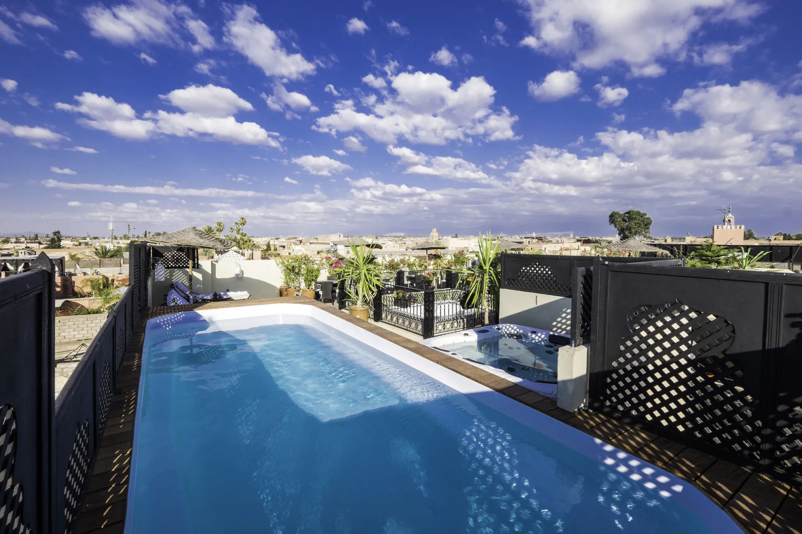 Riad Nesma Suites & SPA