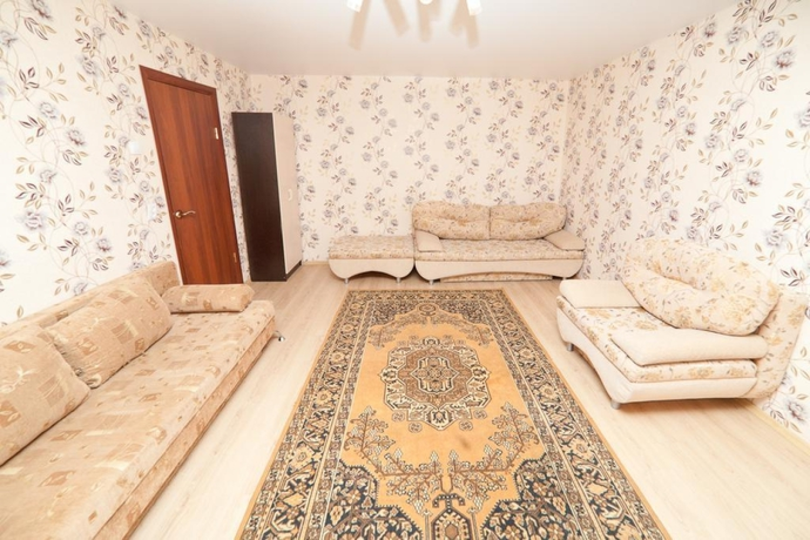 Zhemchuzhina Apartments