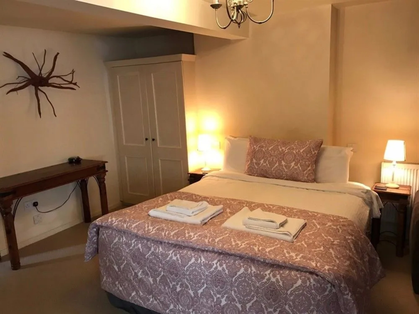 The Halford Bridge Inn