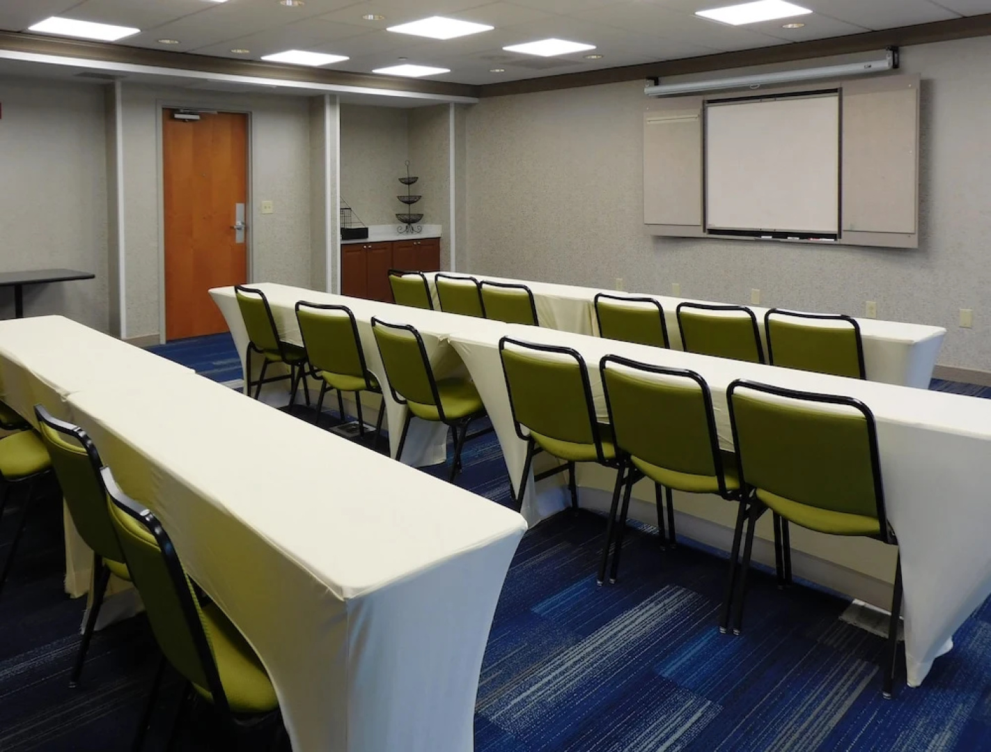 Holiday Inn Express Coventry S - West Warwick Area