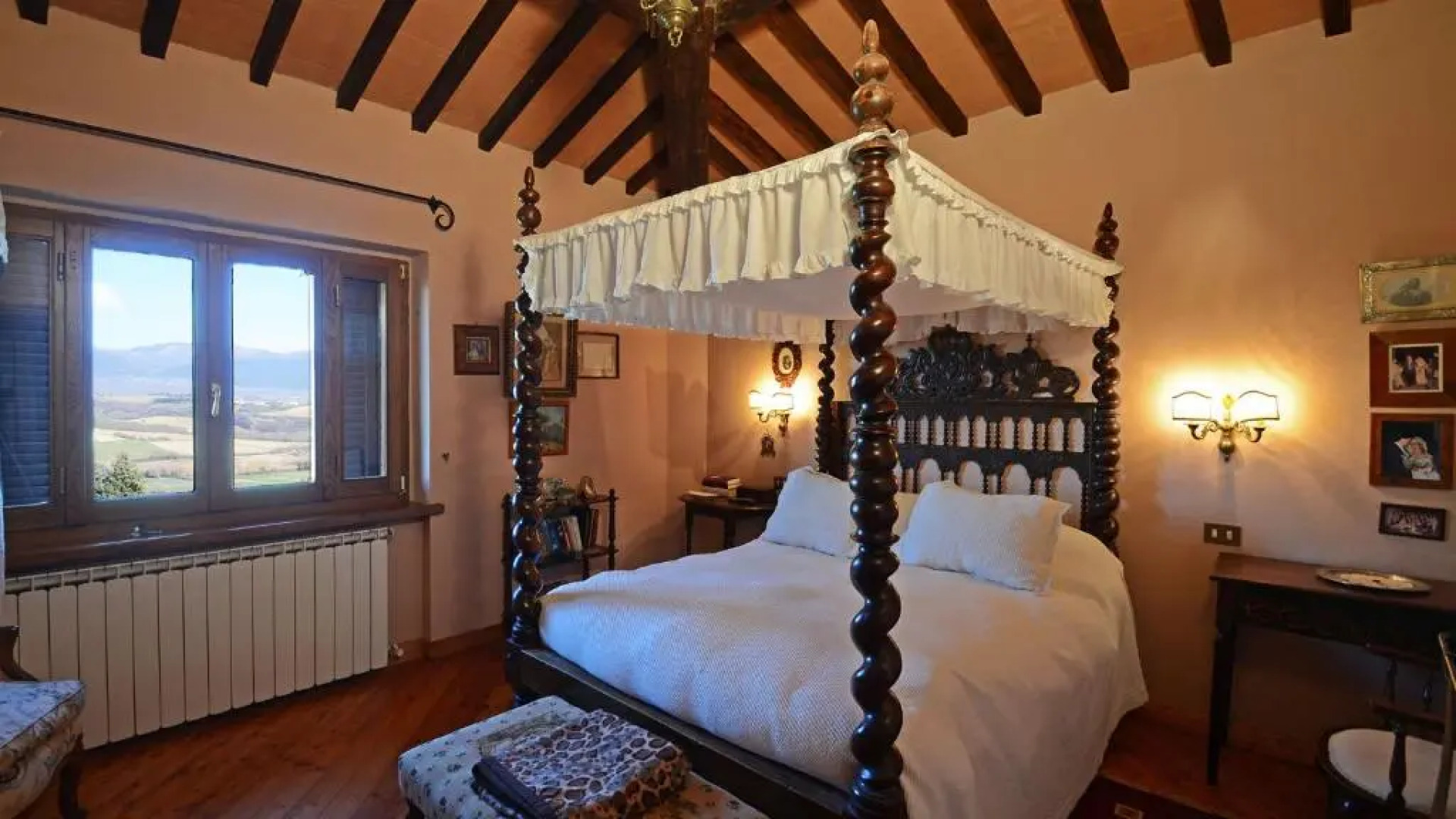 Pg-l188-lmne0at - Hostal de Todi 12