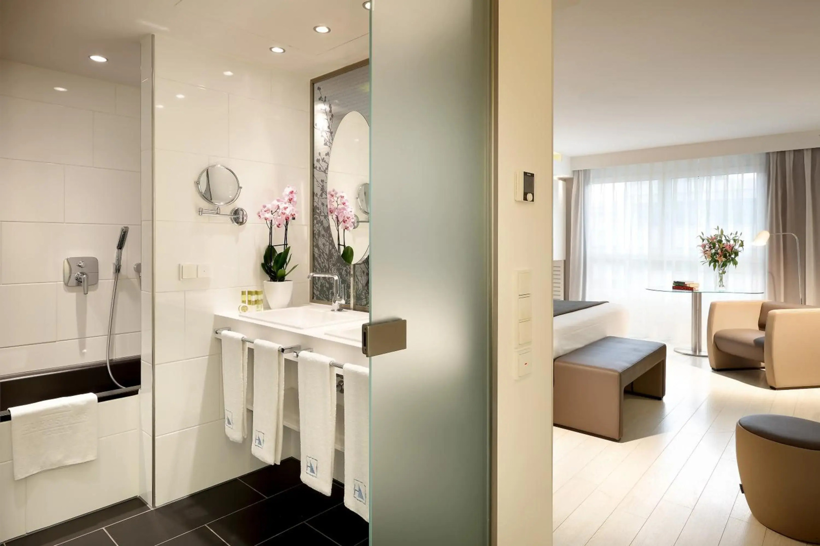 Eurostars Book Hotel