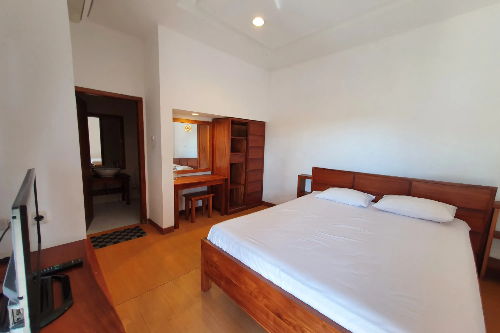 Rumah Eyang Tardjo Syariah