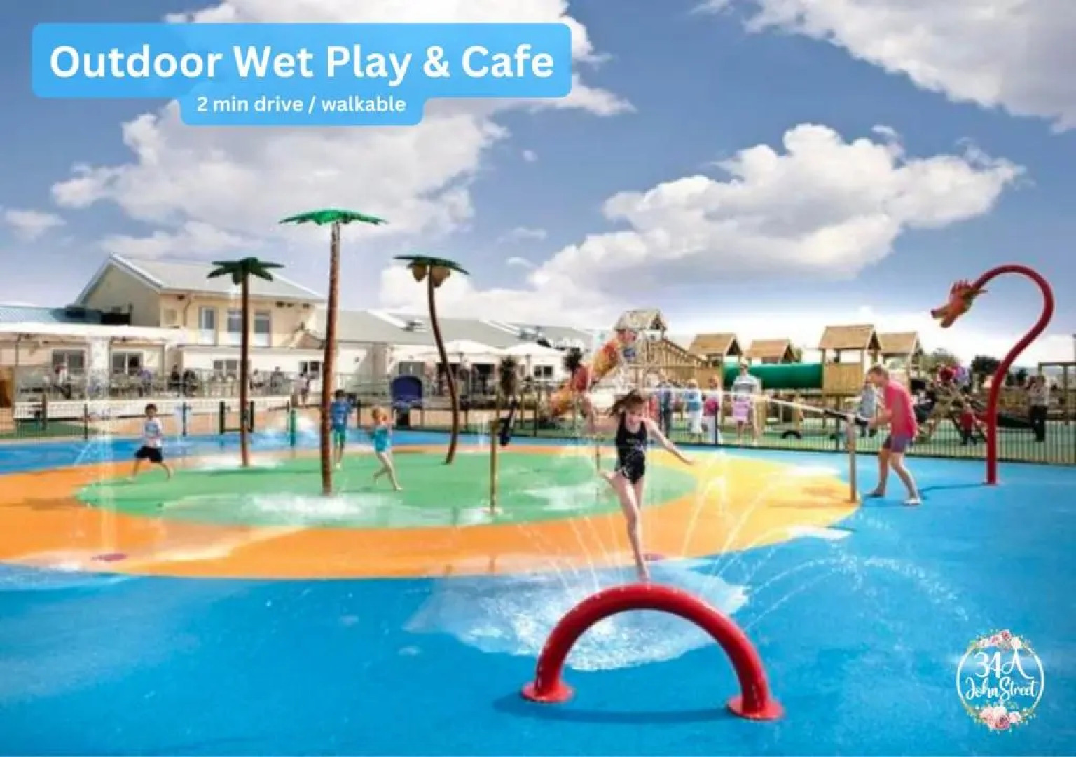 Town Centre Entire Property, Very Close to Sea & Restaurants, 2 King Size Beds