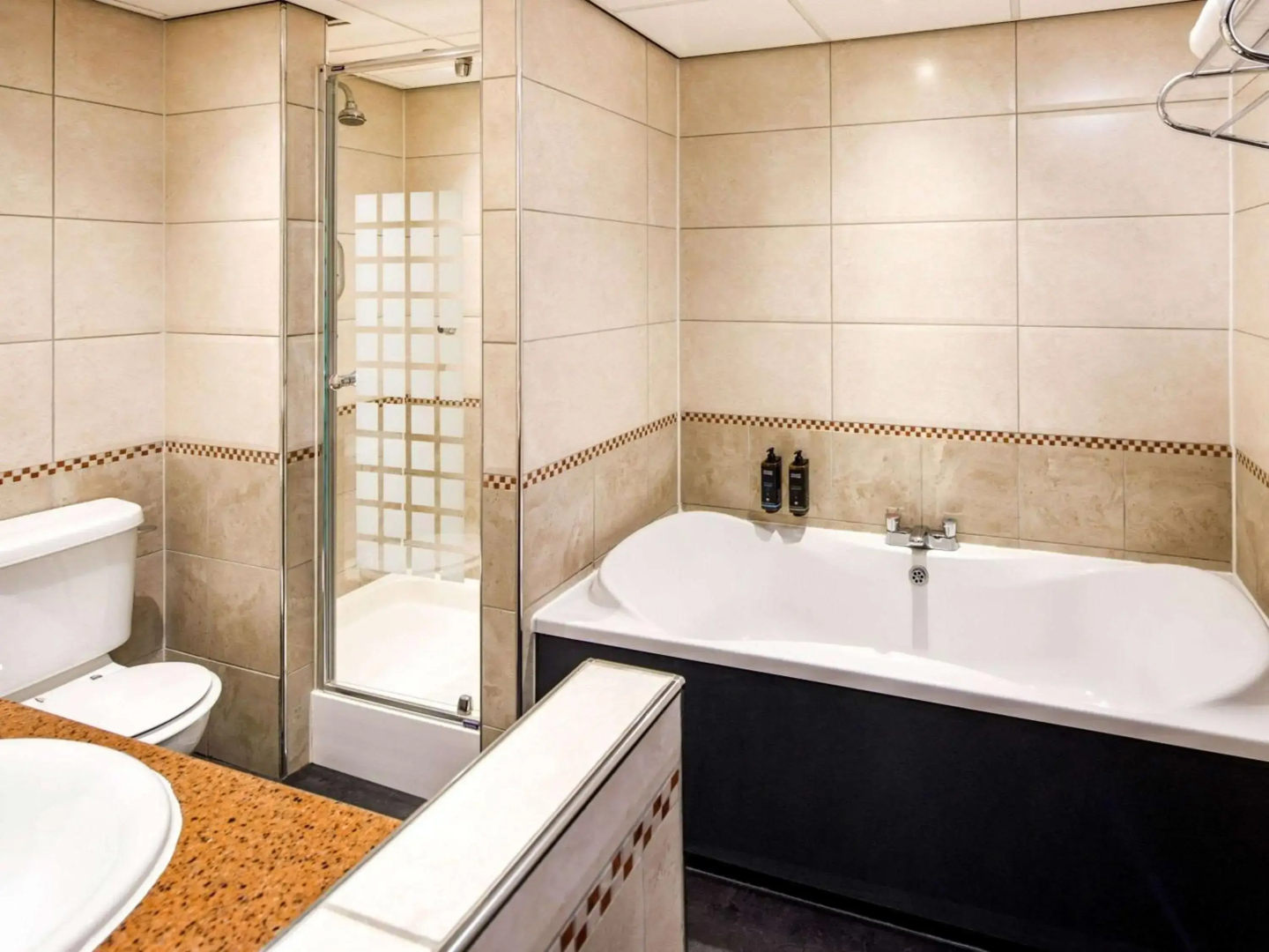 Mercure Chester Abbots Well Hotel