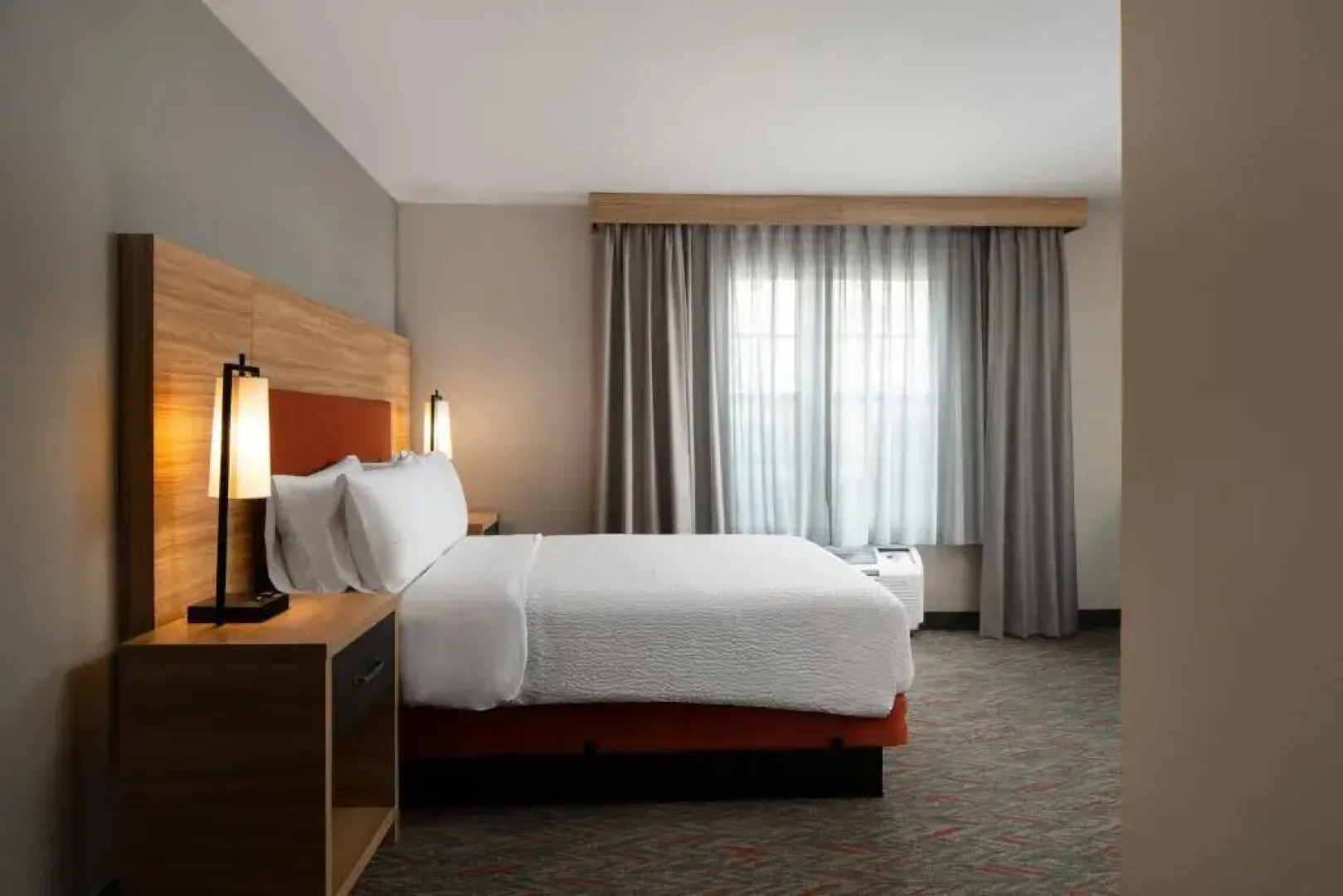 Candlewood Suites St. Louis - St. Charles
