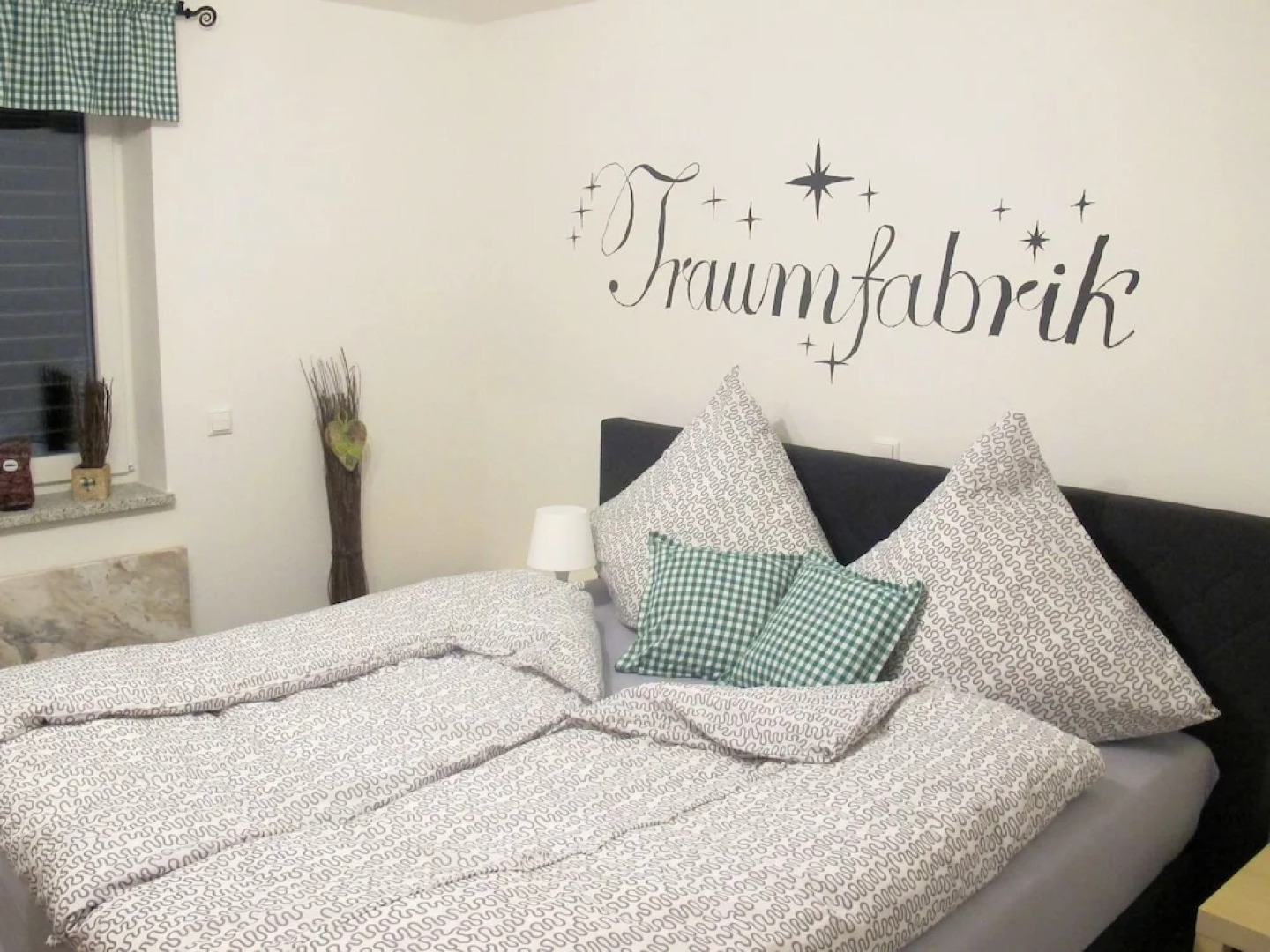 Spacious Holiday Home in Kleinwinklarn with Pool