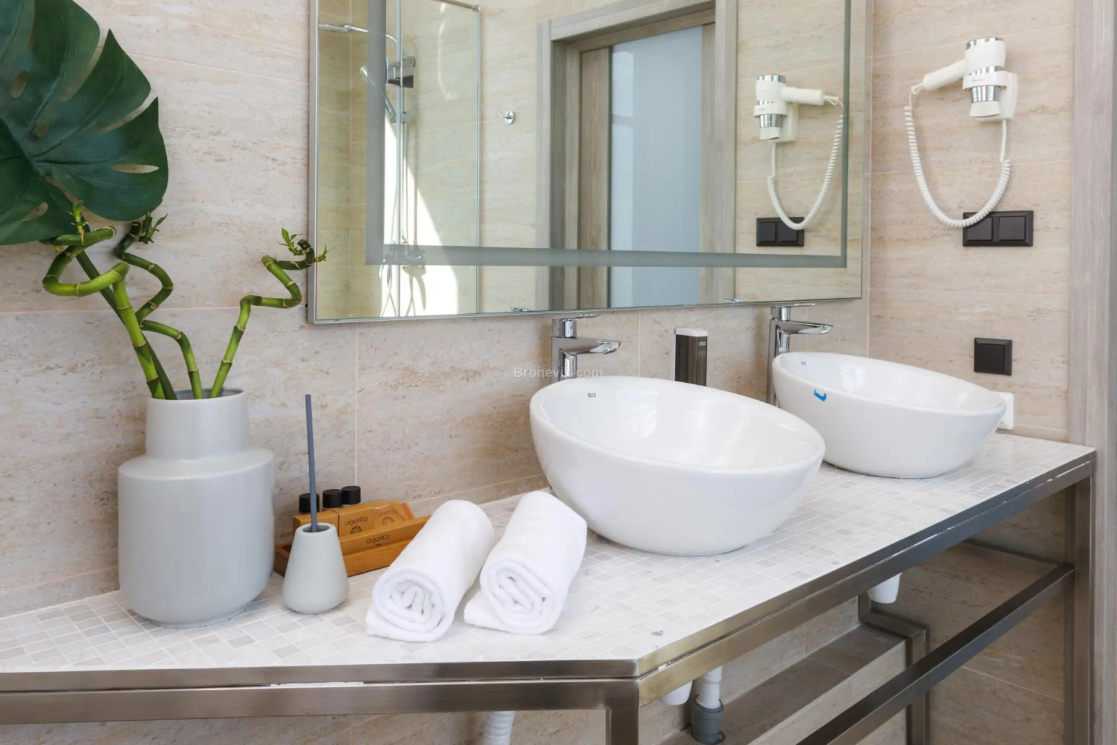 Отель Питерлэнд