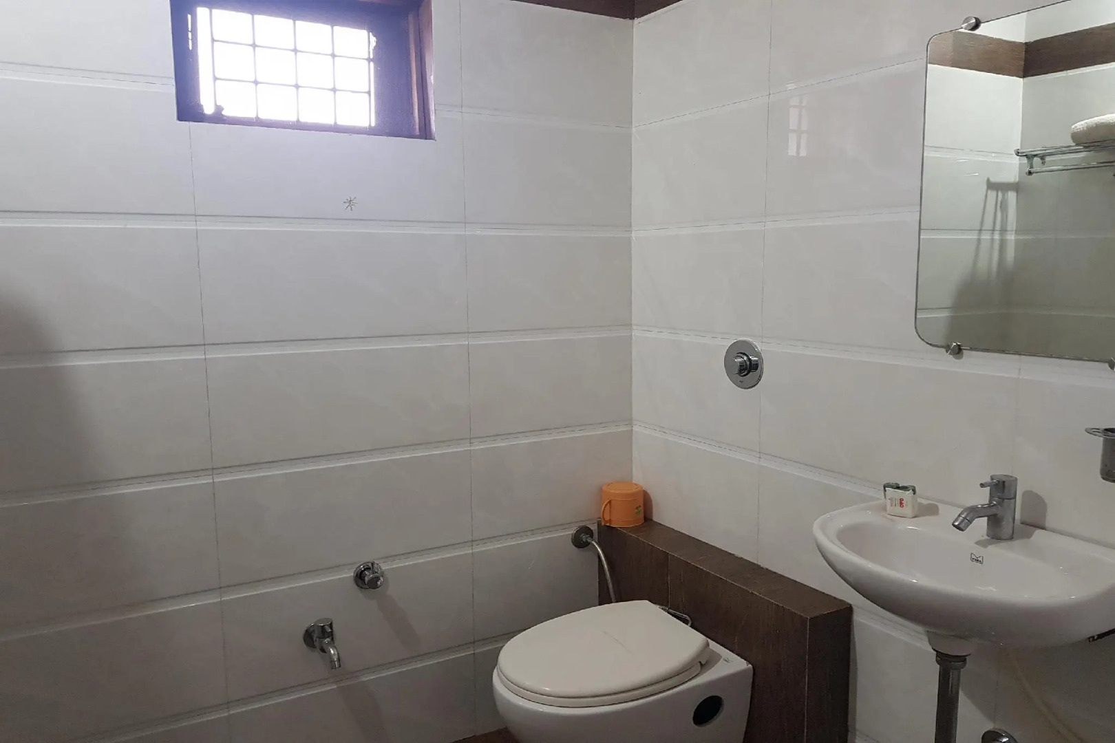 OYO 10745 Hotel Tuli's