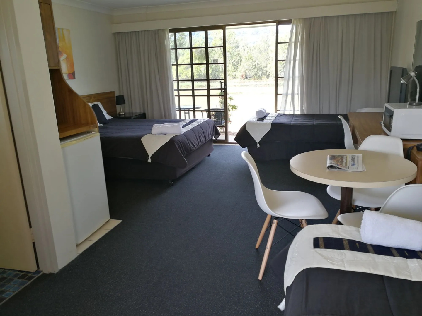 Lakeside Lodge Motel