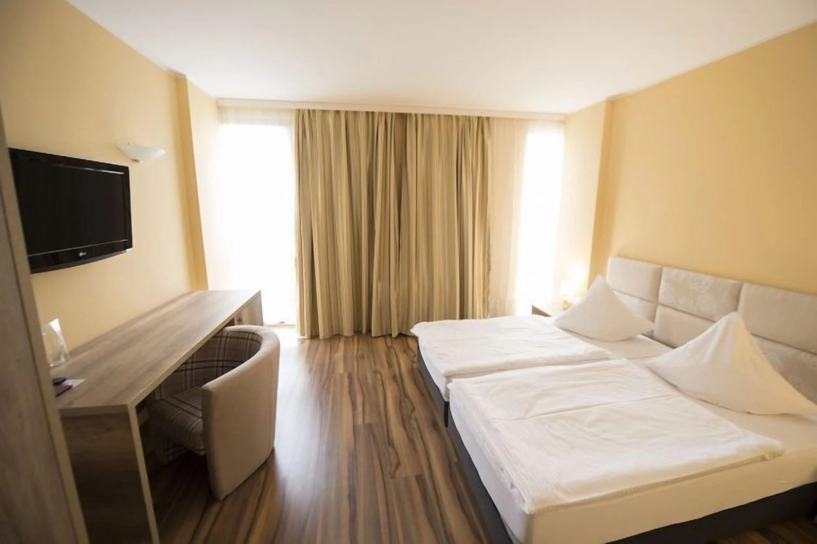 Hotel Perla DOro