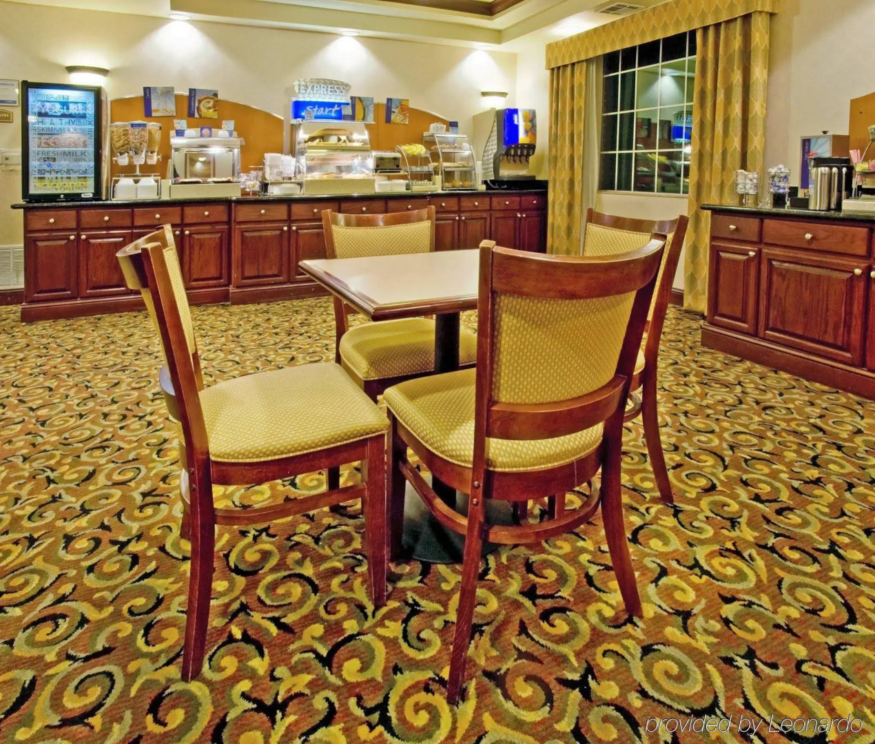 Holiday Inn Express & Suites Levelland by IHG