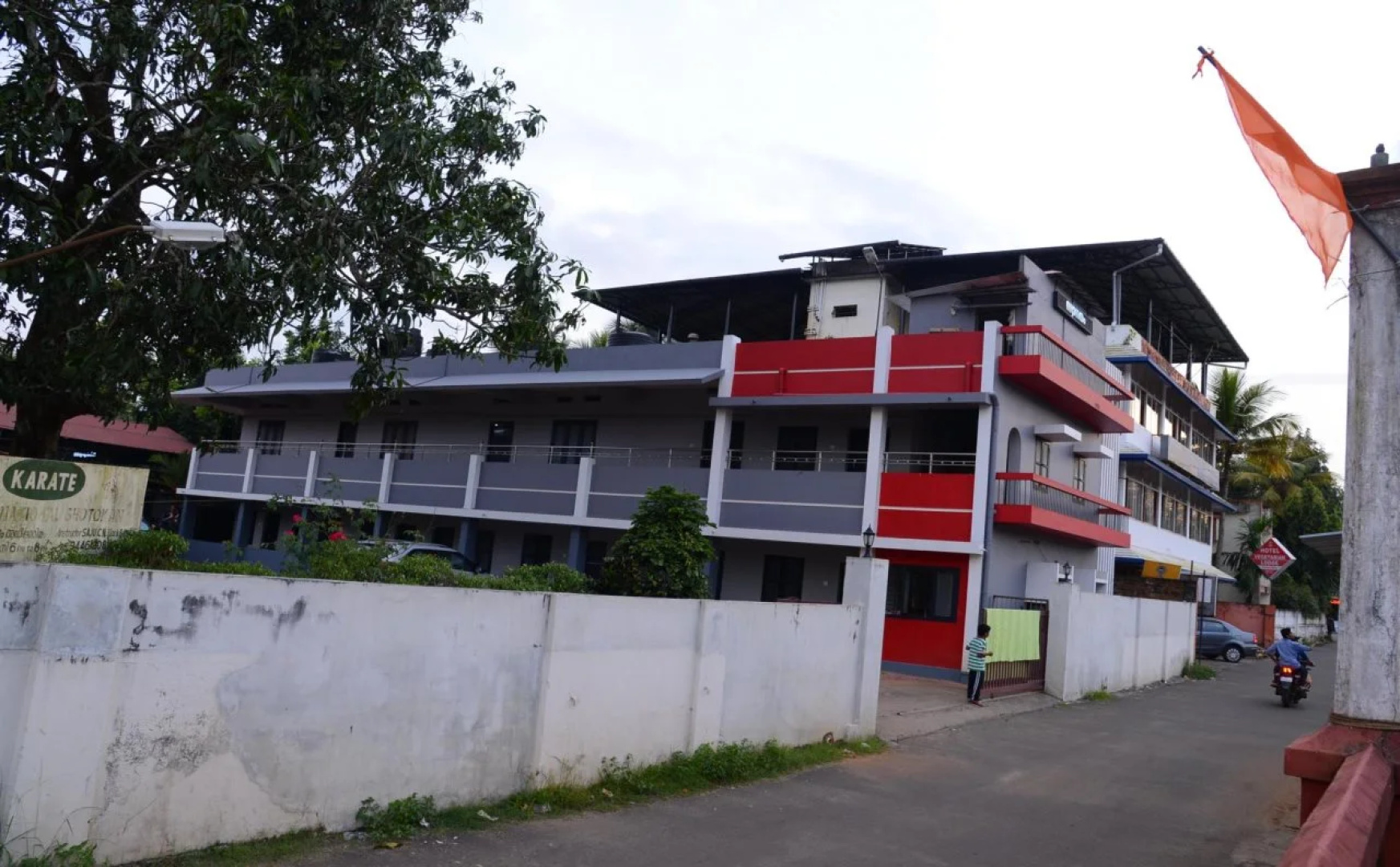 Sivasakthi Lodge