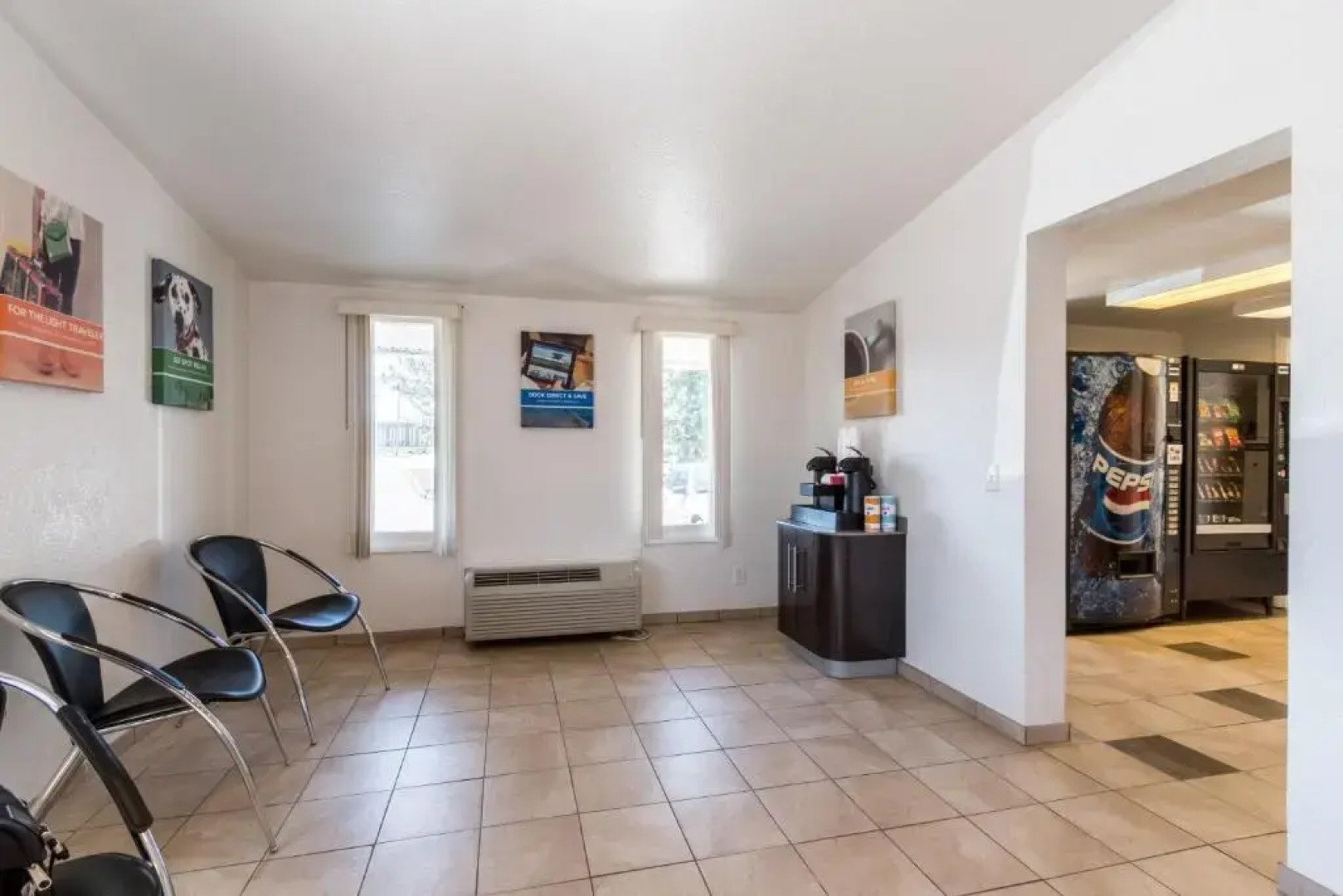 Travelodge by Wyndham Lansing