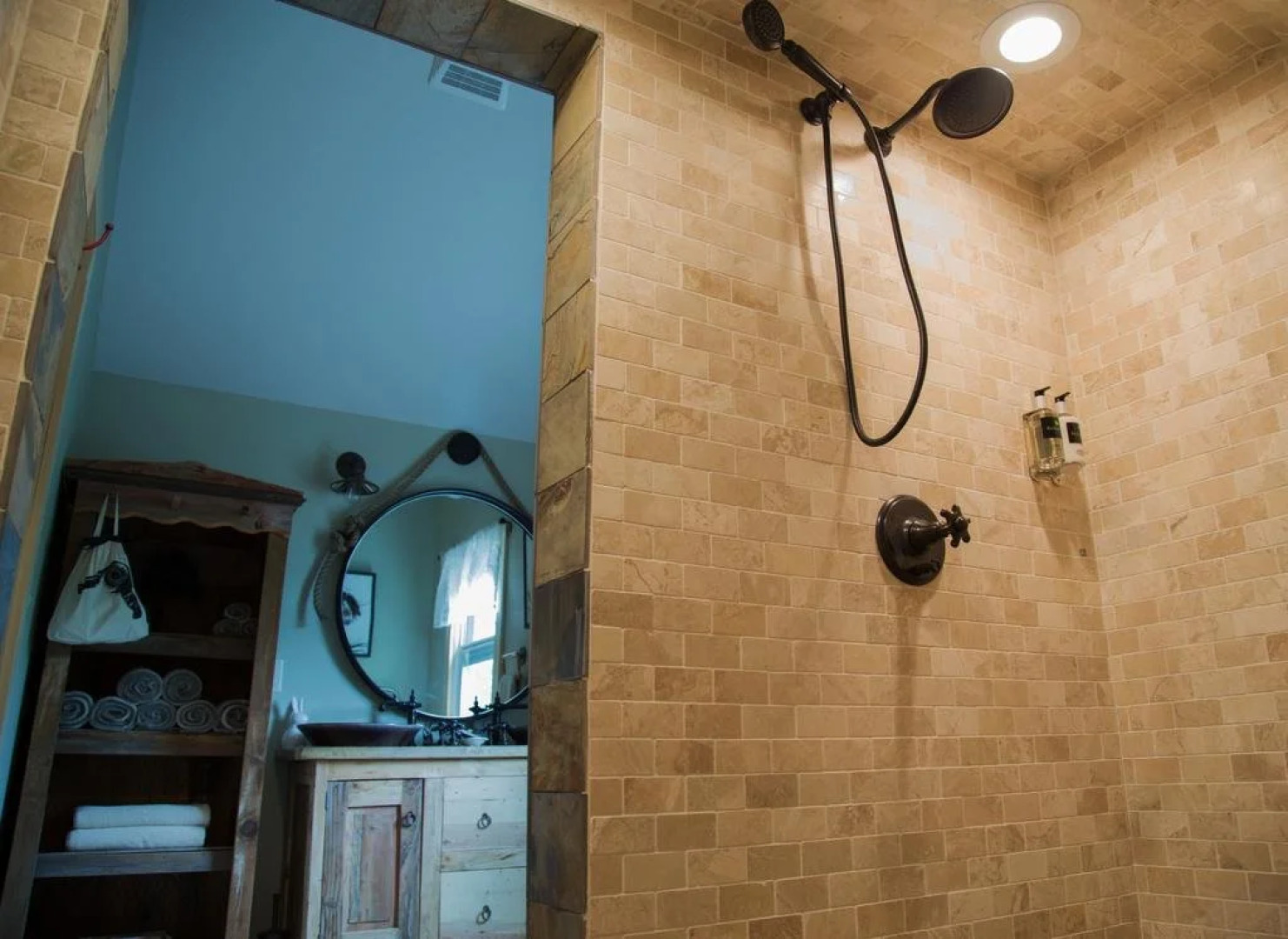 Lincoln Way Inn Bed & Breakfast