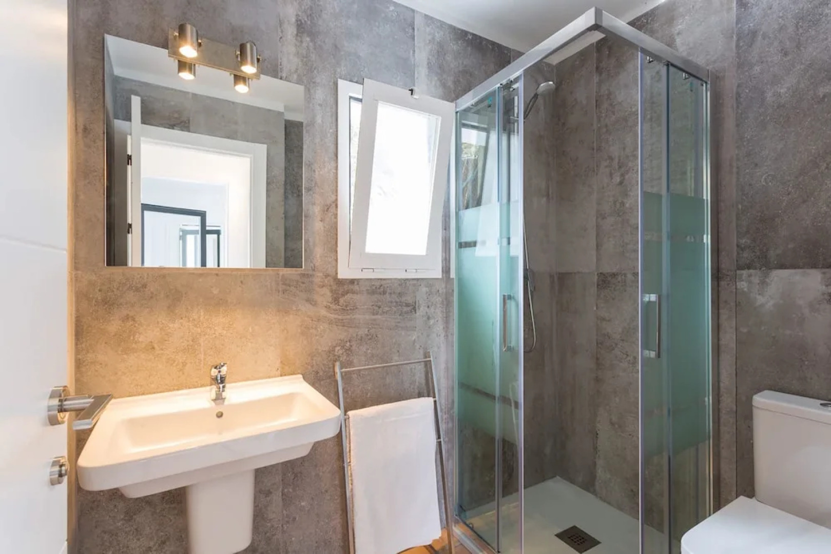 Architect Country Villa