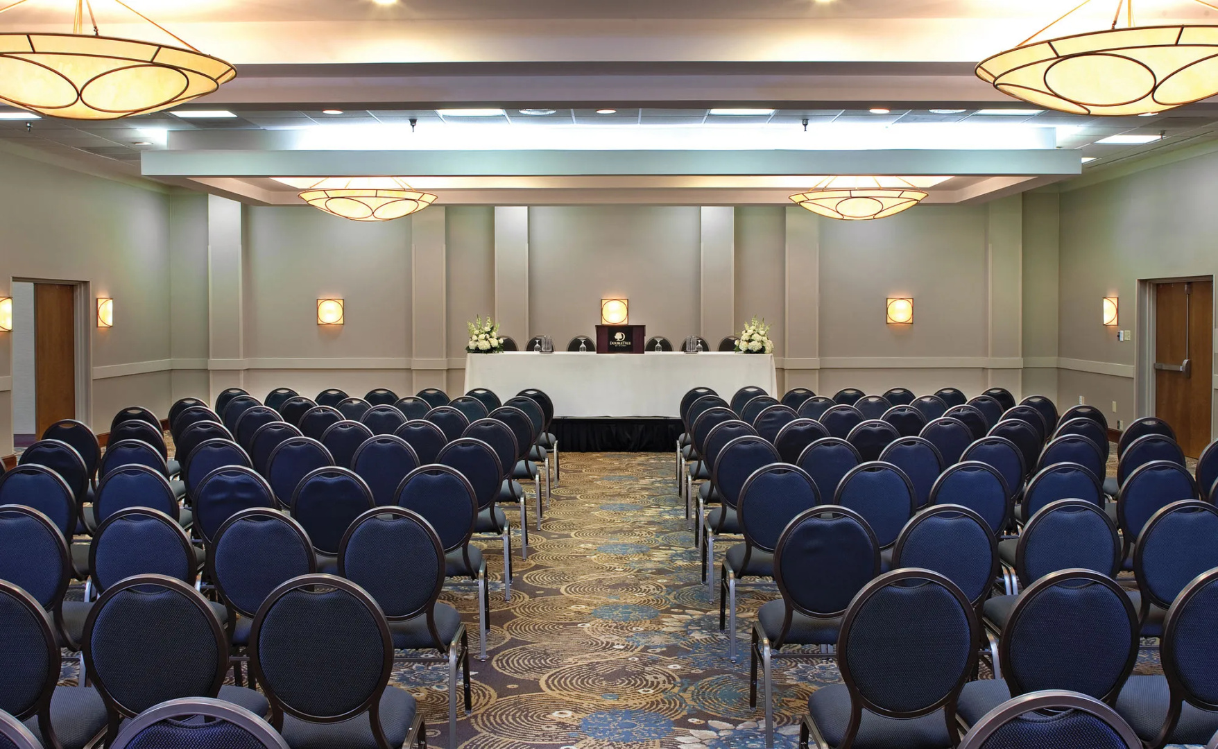DoubleTree by Hilton Hotel Johnson City