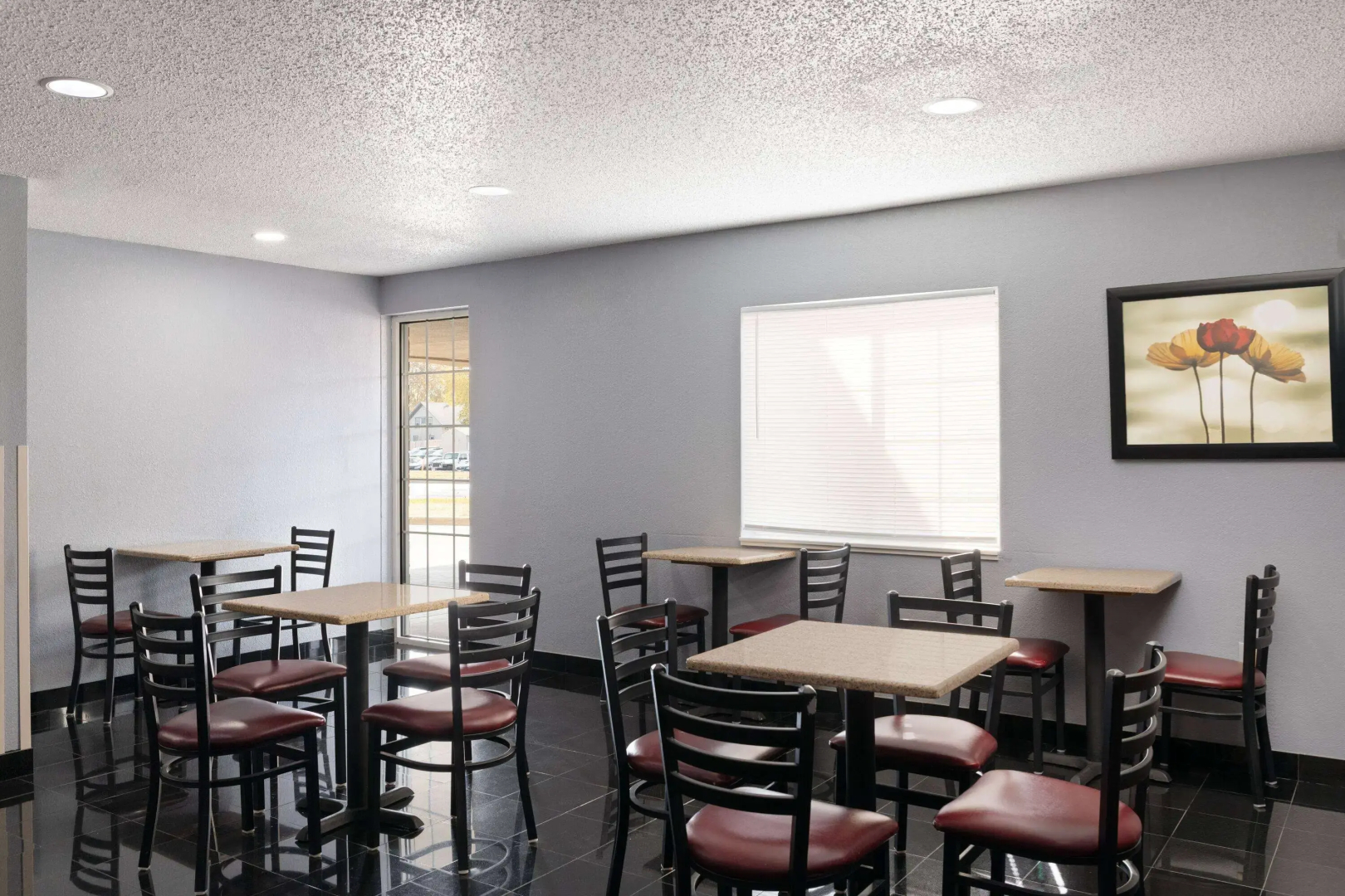 Days Inn & Suites by Wyndham Green Bay WI.