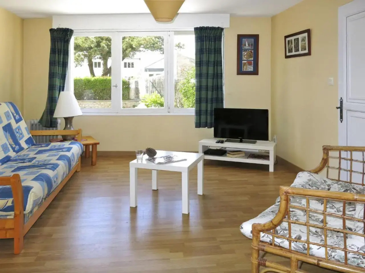 Holiday Home The Anchor - QUB300