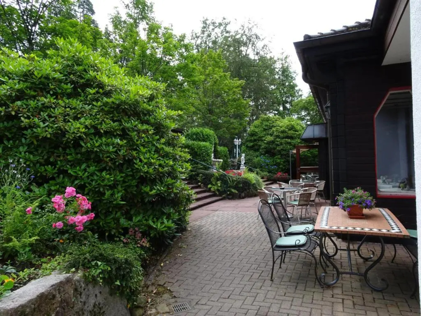 Waldcaf Hotel Restaurant