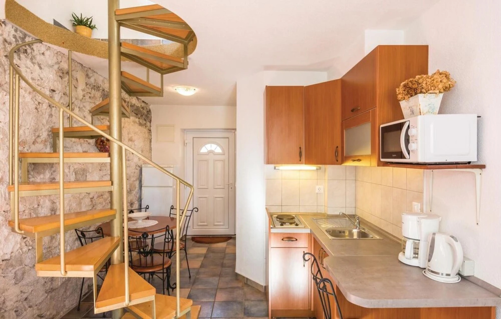 Amazing Home in Podgora With Wifi and 2 Bedrooms