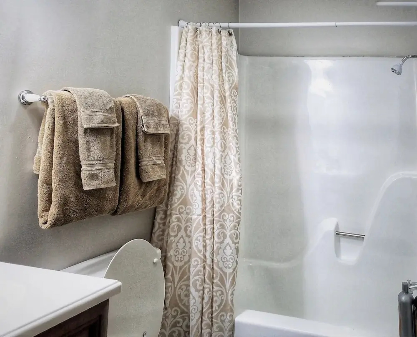 Lafayette Townhouse 105