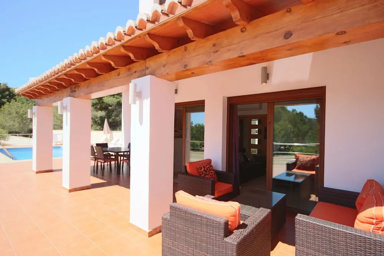 2 Twin Luxurious & Secluded Villa - Private Pools, Walk to the Beach & Moraira