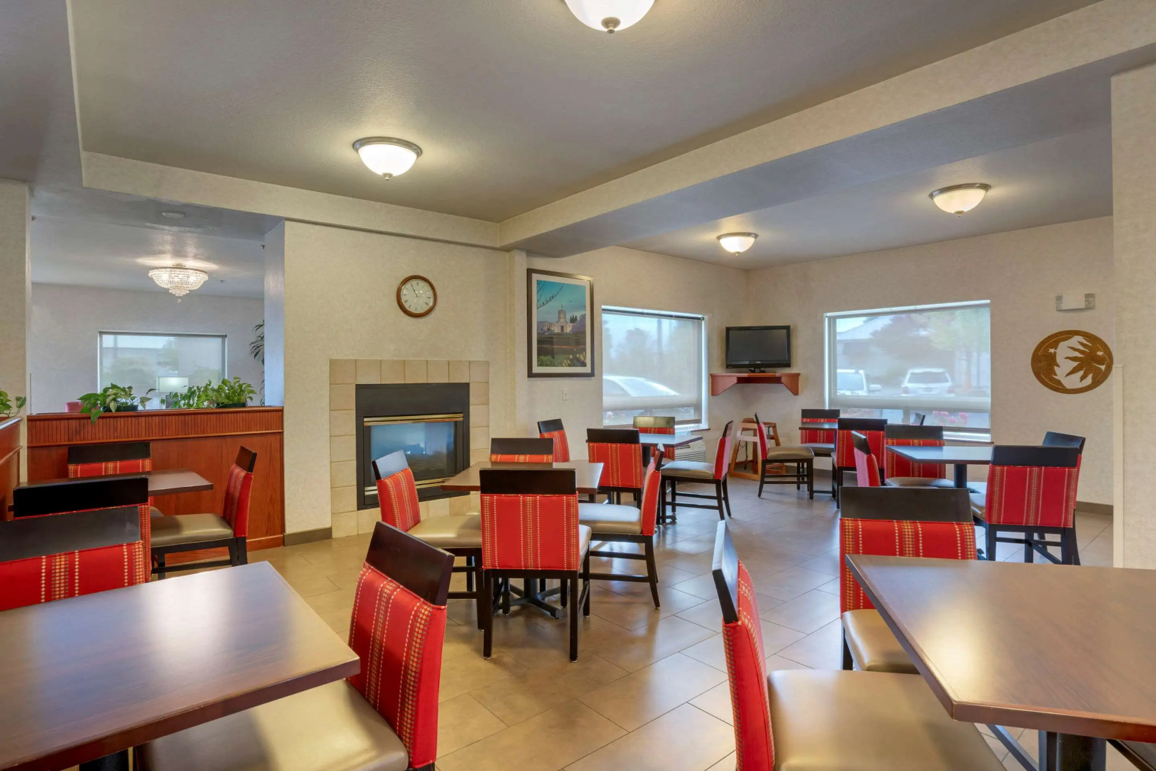 Comfort Inn & Suites Salem Northeast