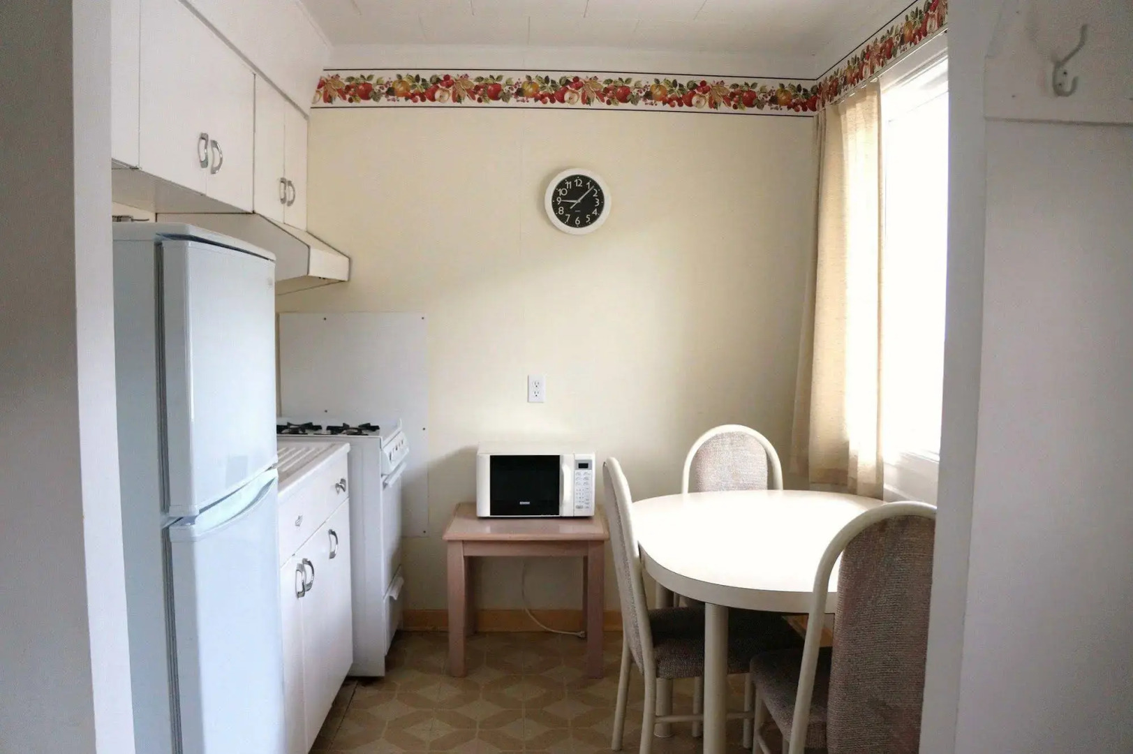 Boundary Creek Motel and RV Park