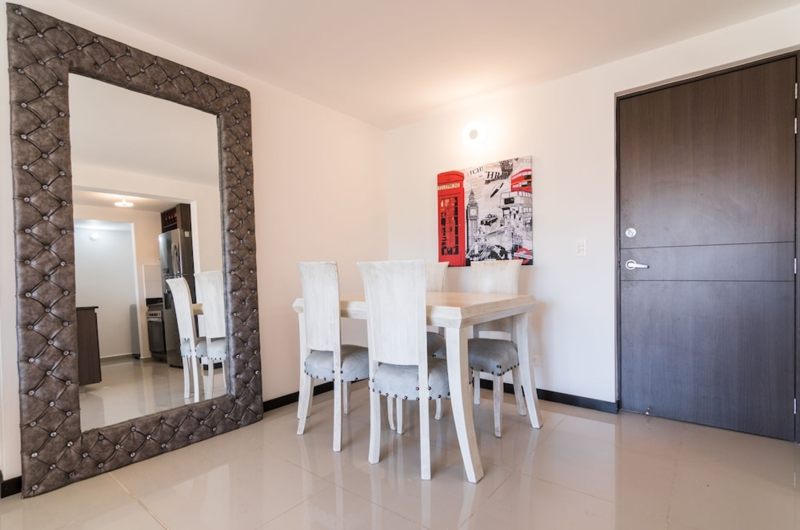 La vega Modern & Chic by Nomad Guru