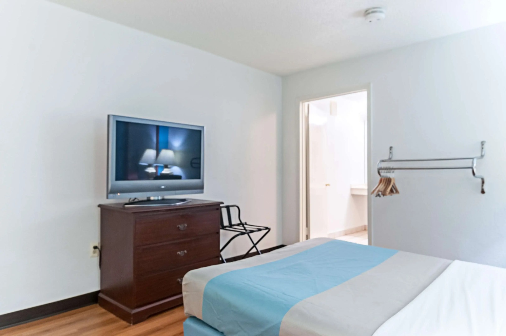 Motel 6 Southgate, MI - Detroit