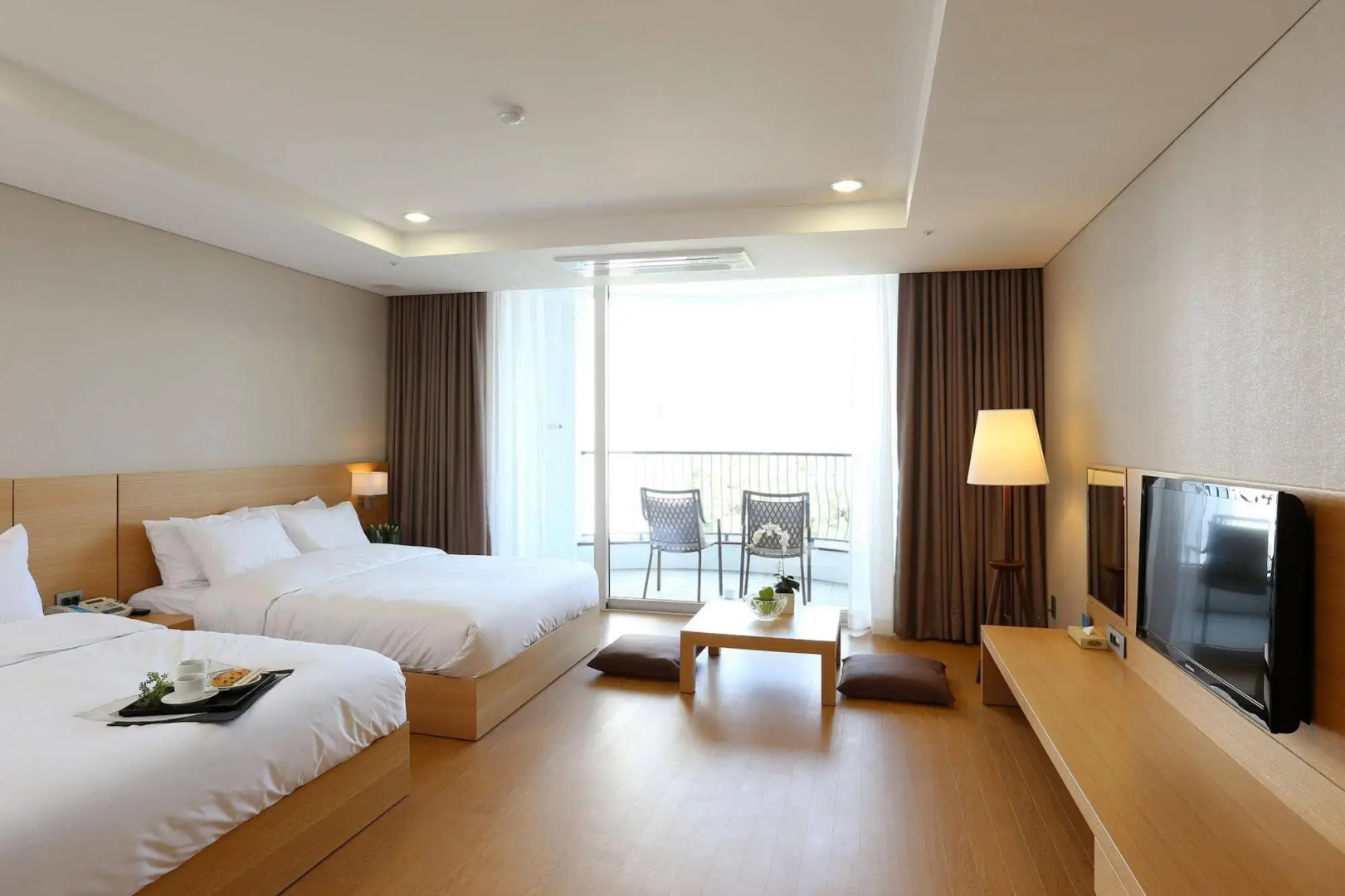 The Suites Hotel Naksan