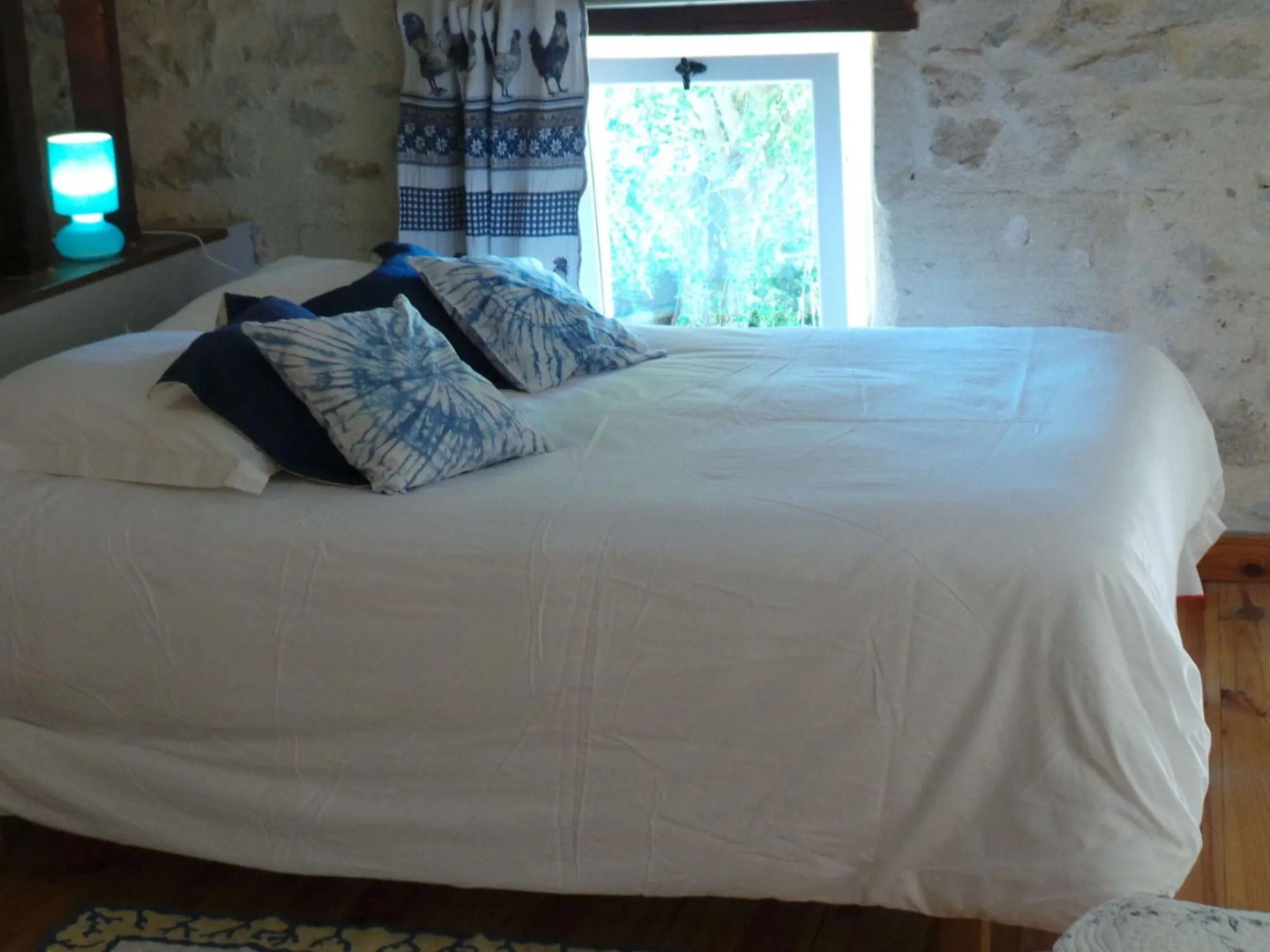 Stone House in a Vineyard, With Swimming Pool, Near Bordeaux