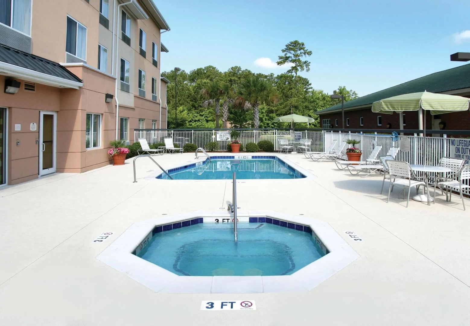 Fairfield Inn & Suites Charleston North/University Area