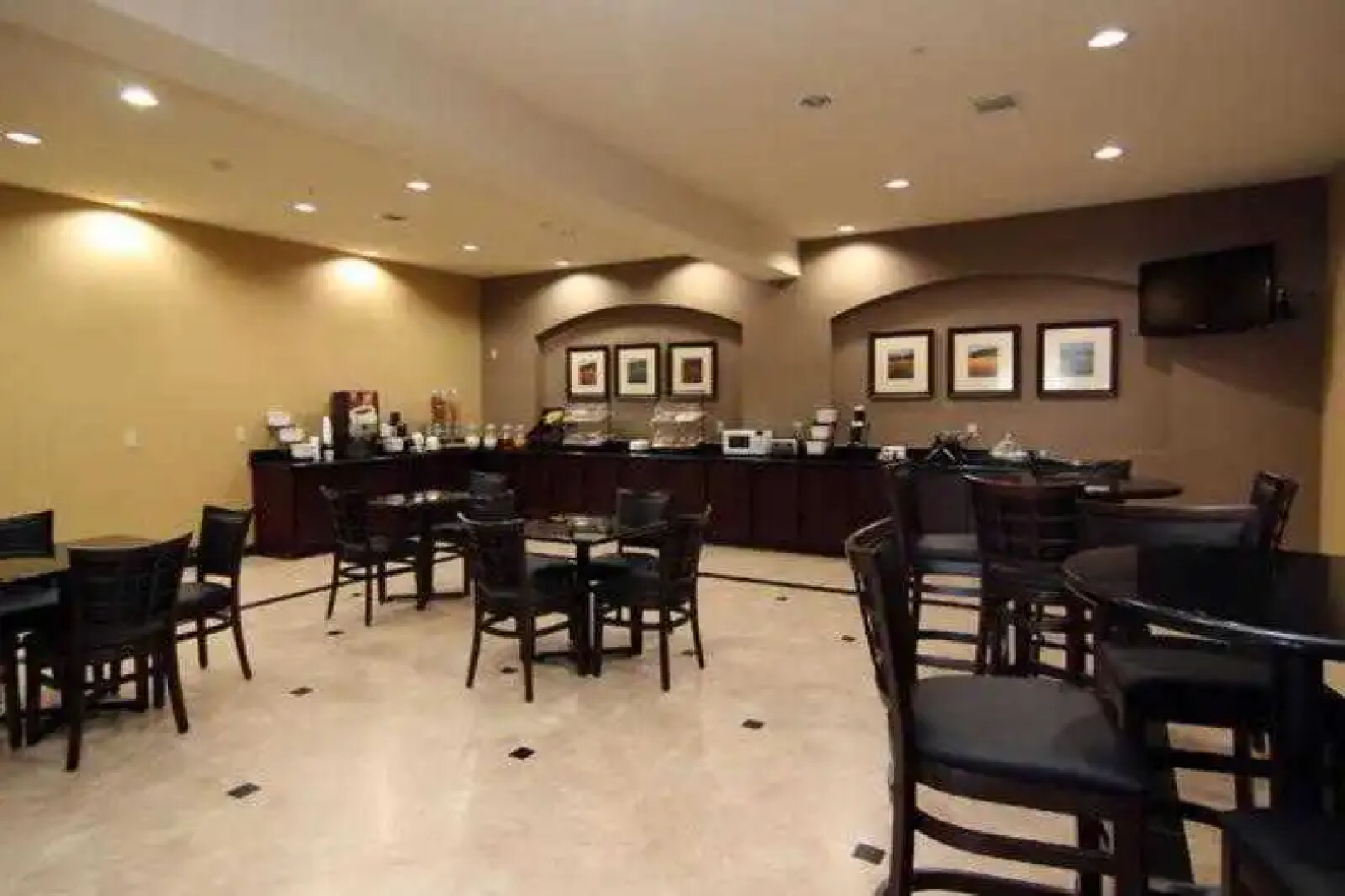 Best Western Marlin Inn & Suites