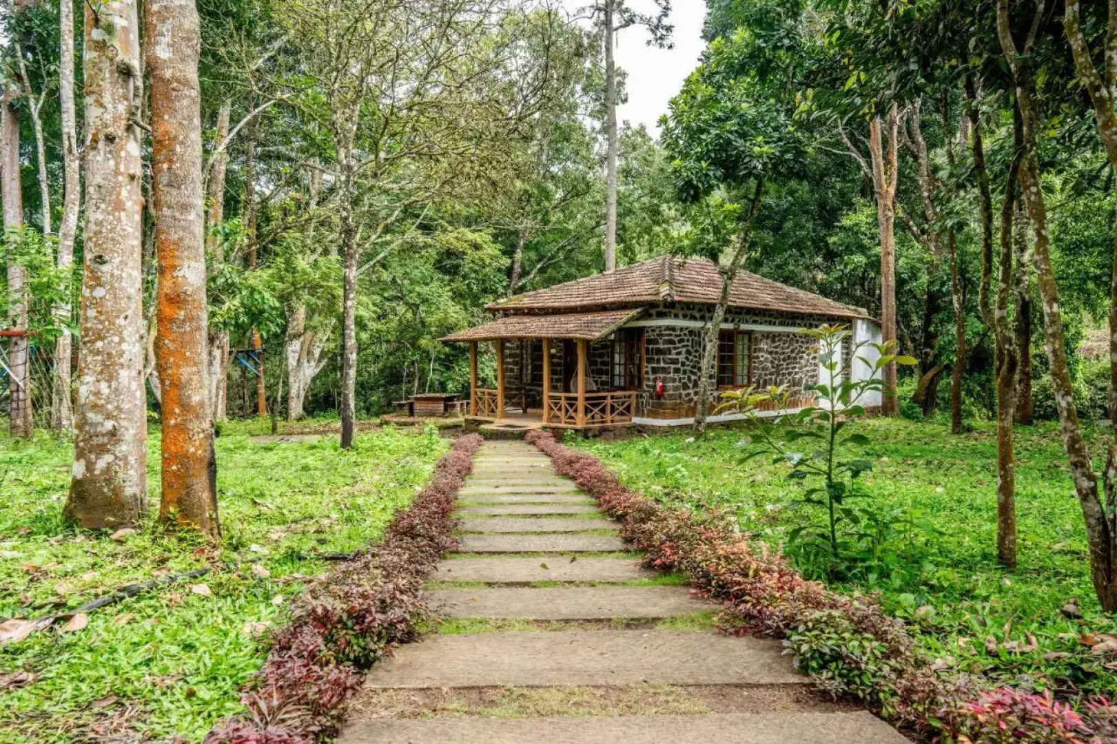 Zacs Valley Resort & Wellness Retreat Kodaikanal