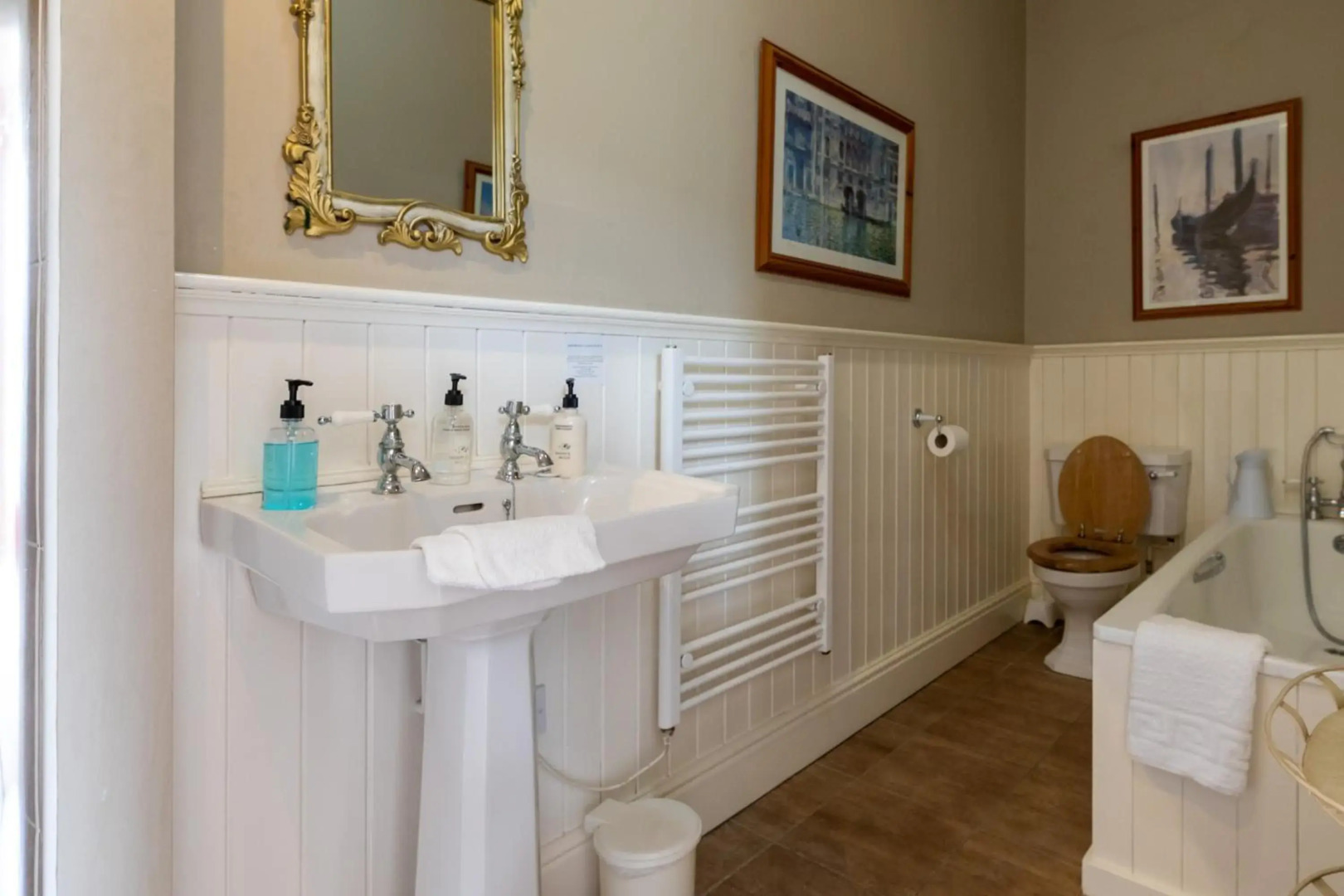 Plas Maenan Country House