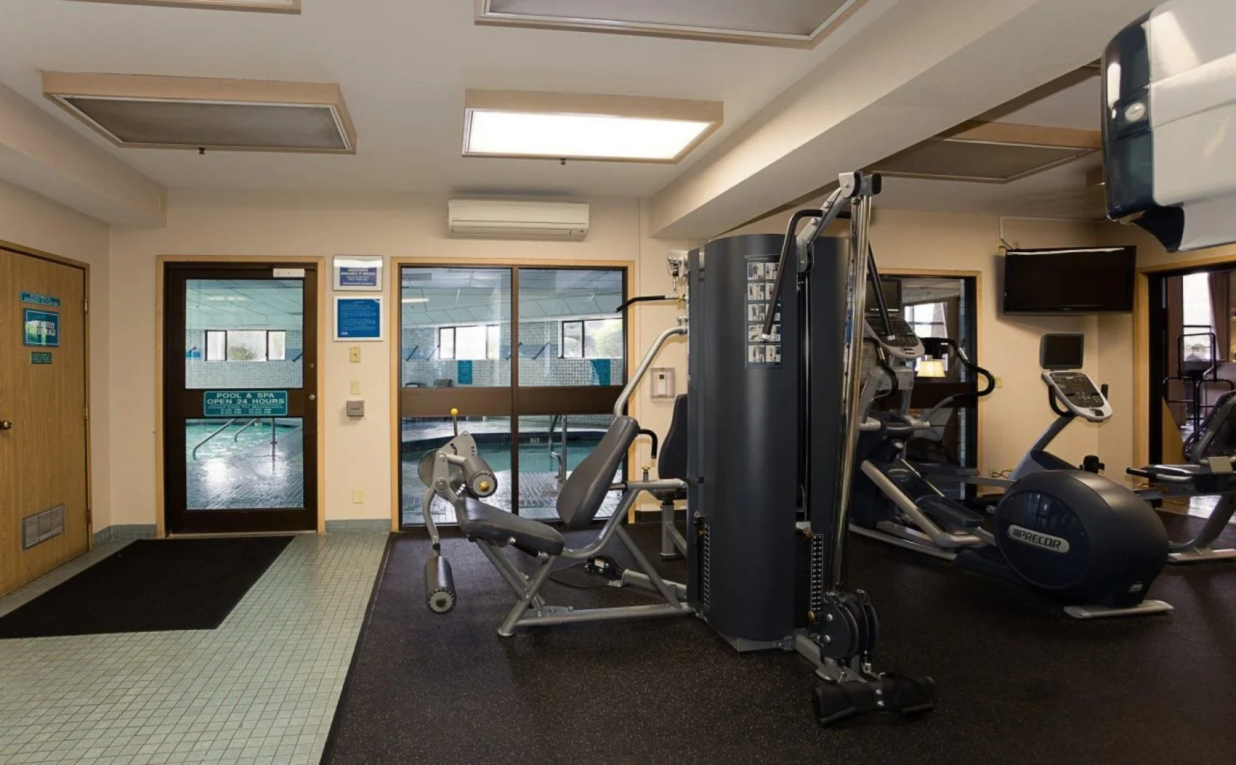 Sojourn Suites Portland Airport