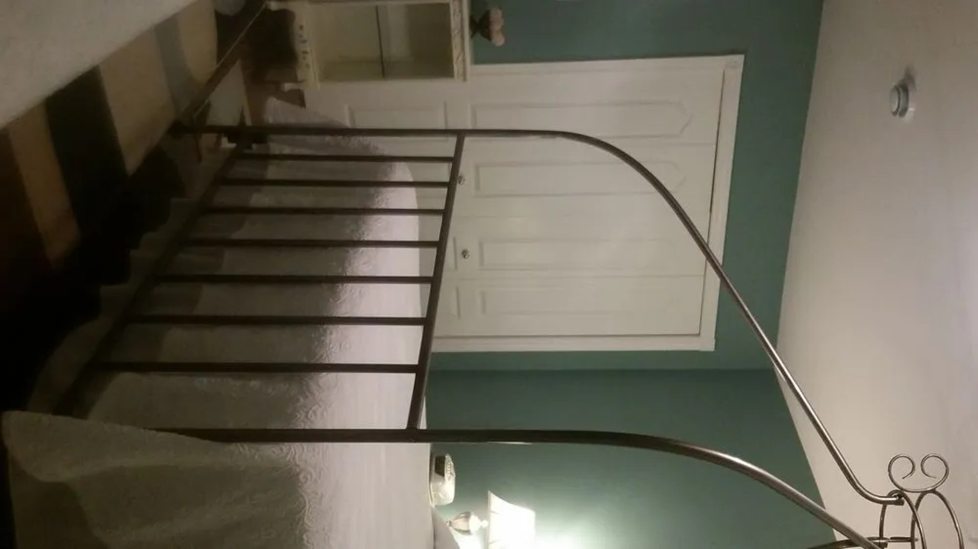 Aarons Dove House Bed & Breakfast Harbourside