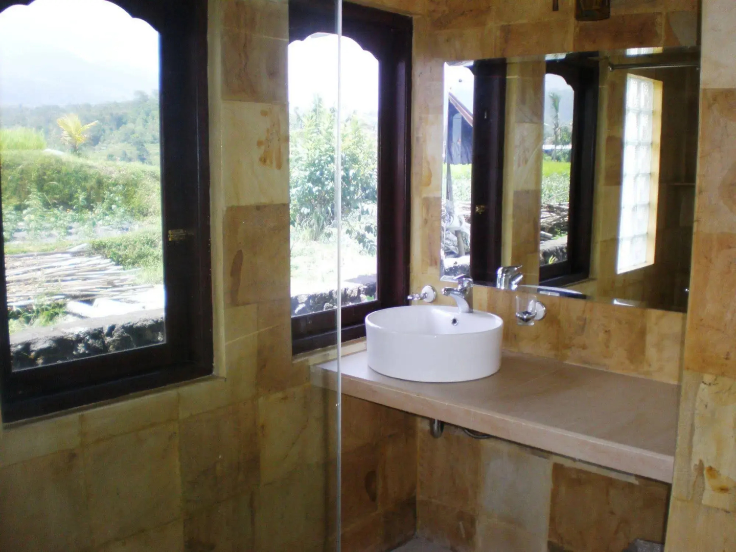 Shangrilah Villas