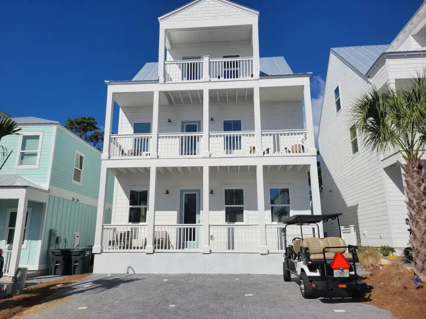 Spacious 4BR With 2 Master Suites, Golf Cart, .3 Miles to Beach - Sleeps 15