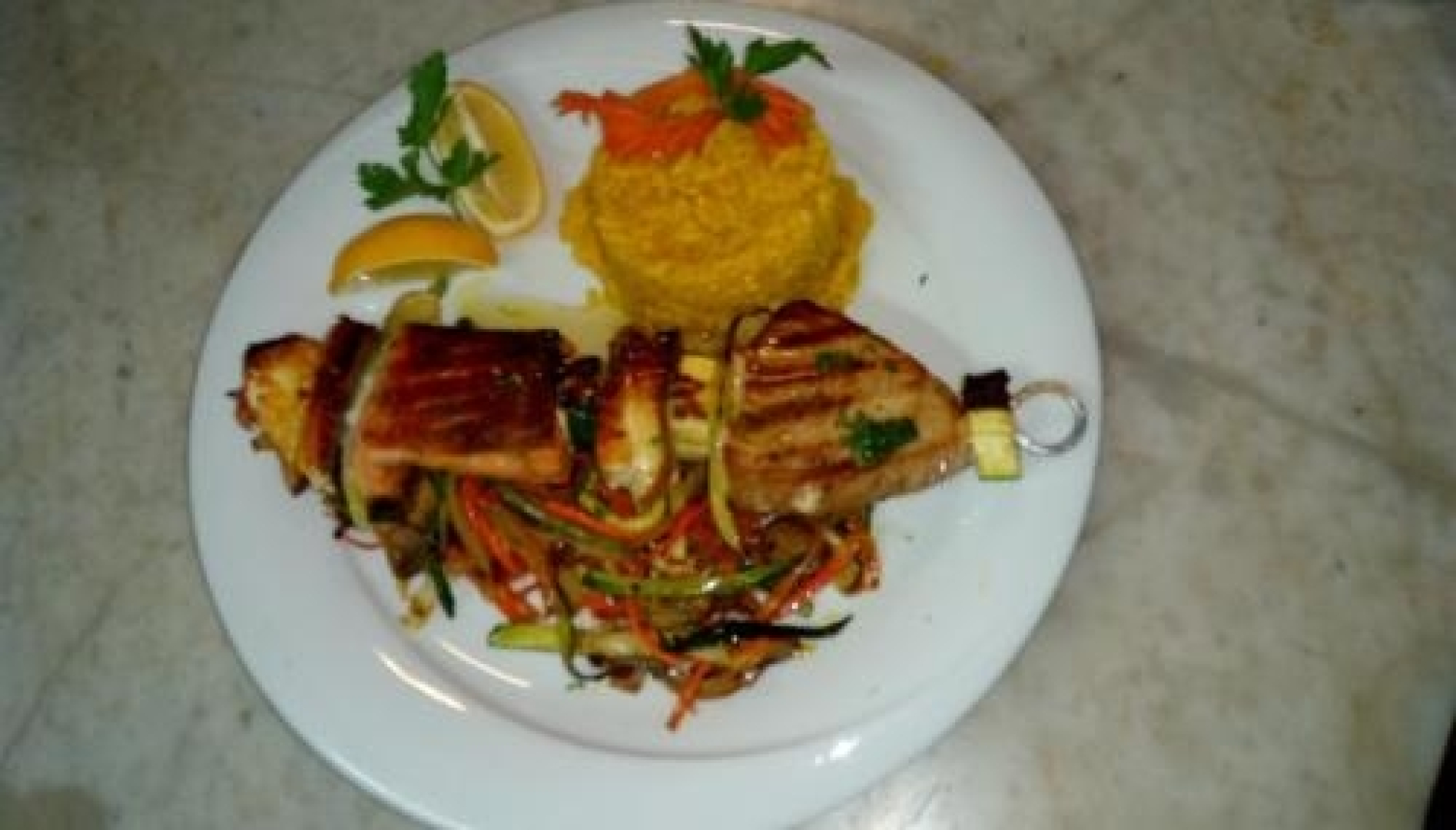 Fortuna Hotel & Restaurant