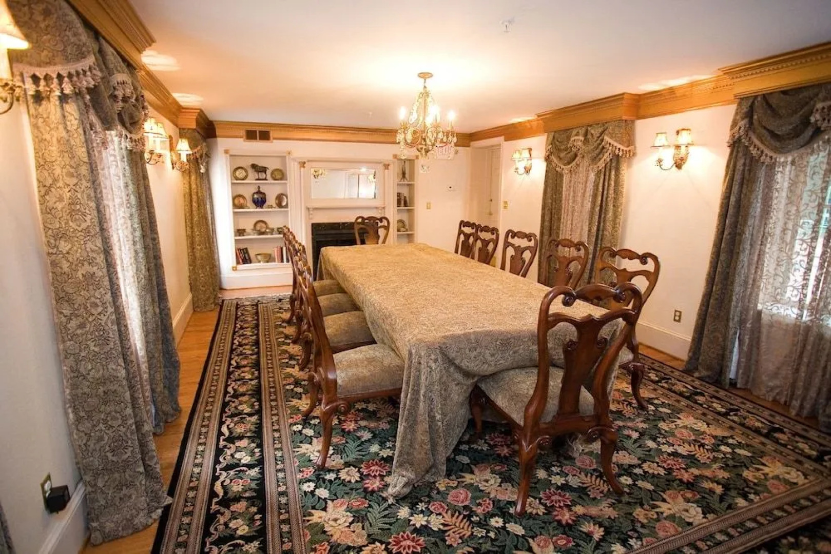 1840s Carrollton Inn