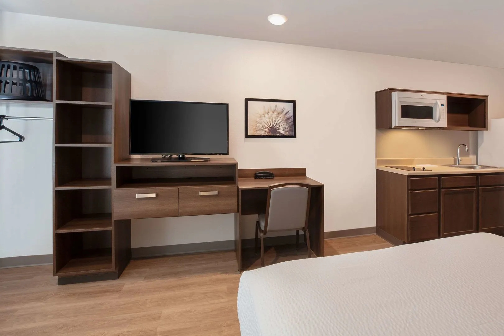 WoodSpring Suites Washington DC East Arena Drive