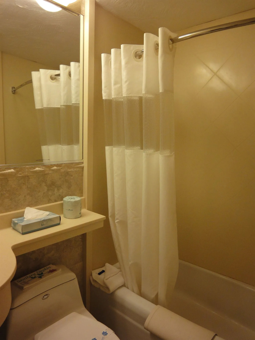 Hyannis Travel Inn