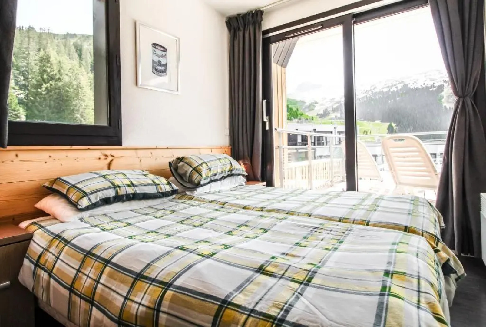 Penthouse 3-bedroom apartment, mountain views, large terrasse, piste access