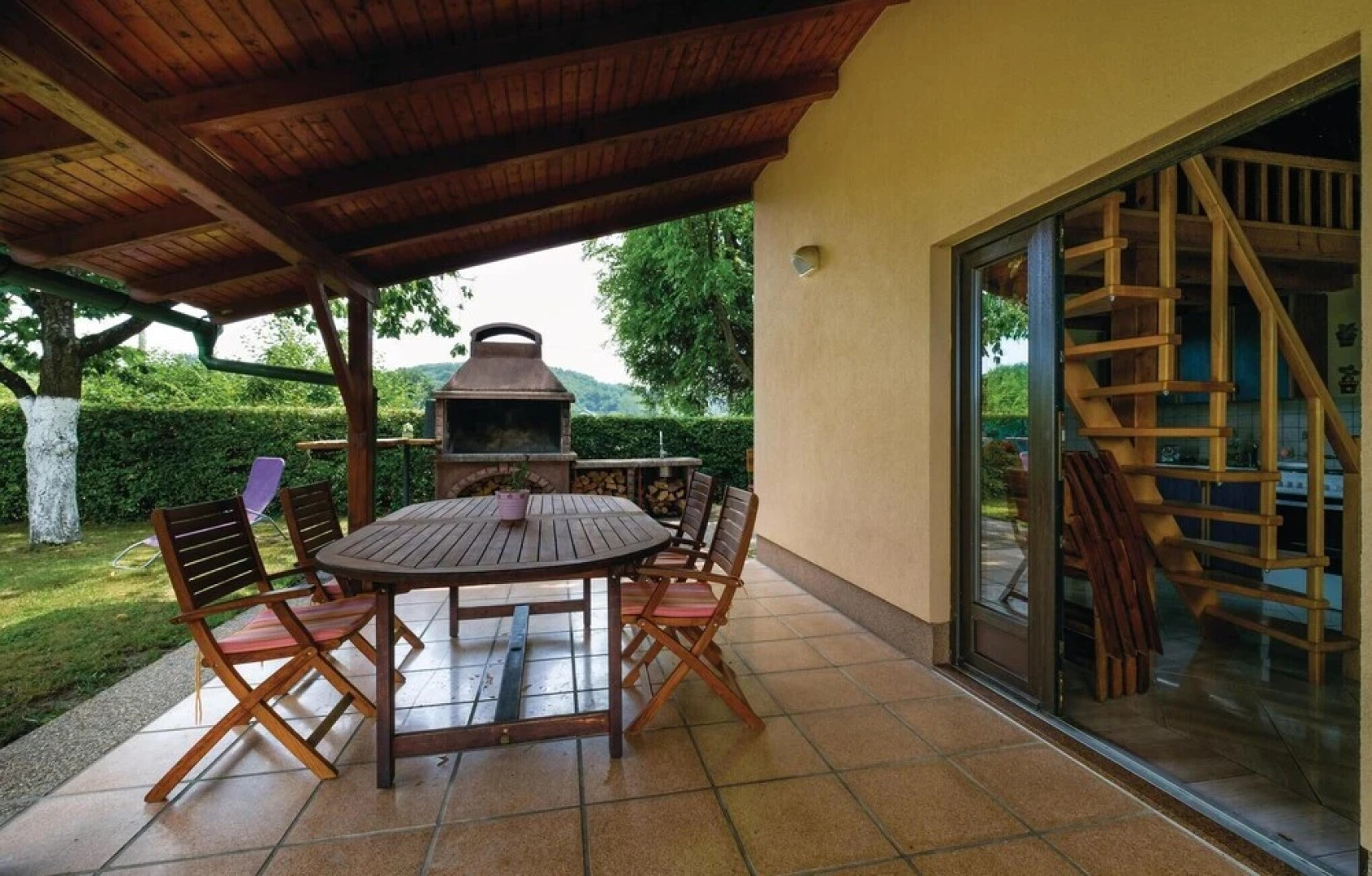 Amazing Home in Galovic Selo With 1 Bedrooms and Jacuzzi