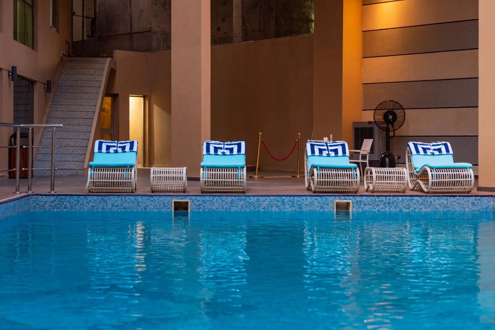 Pyramid Continental Hotel