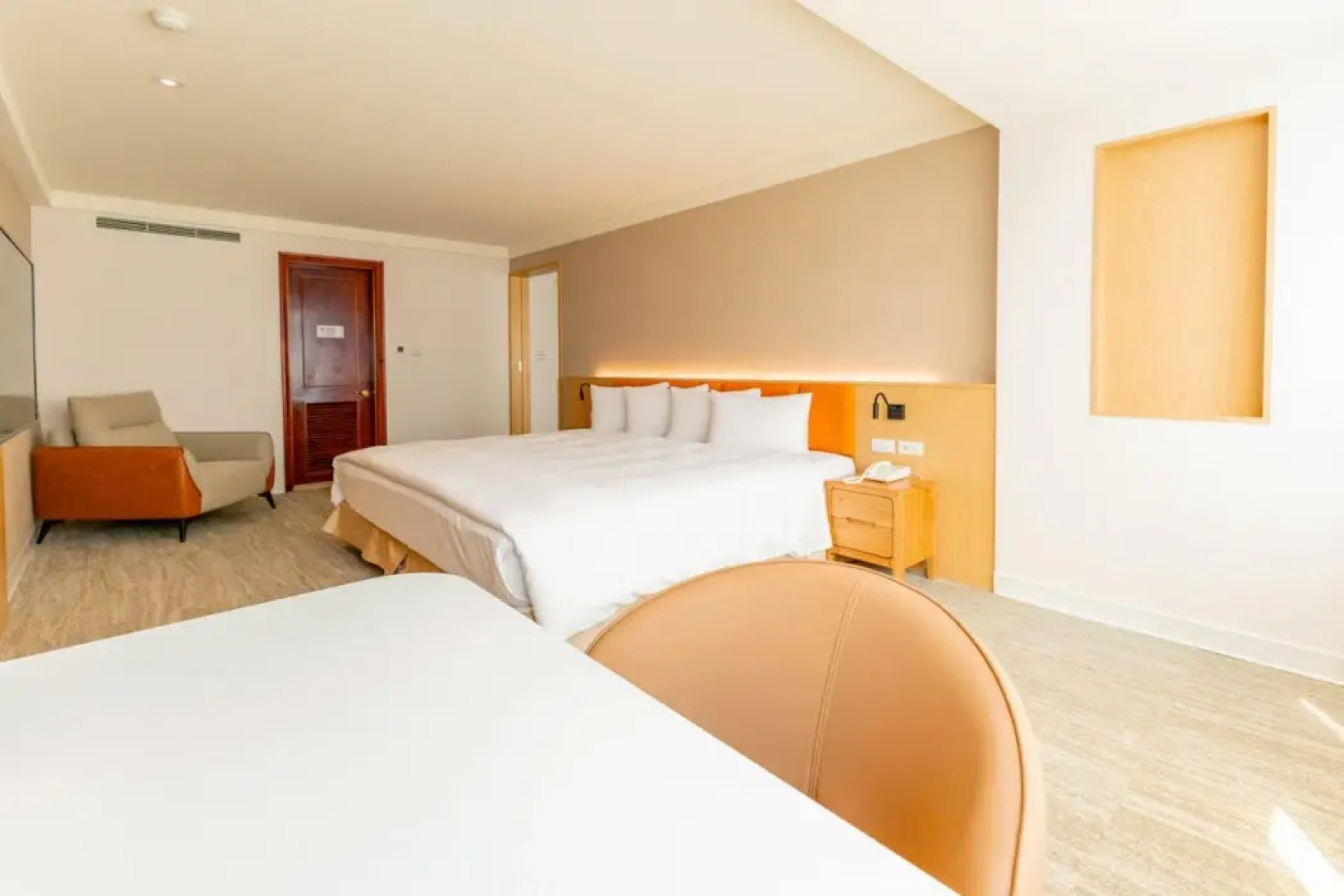 Tainan California Villa