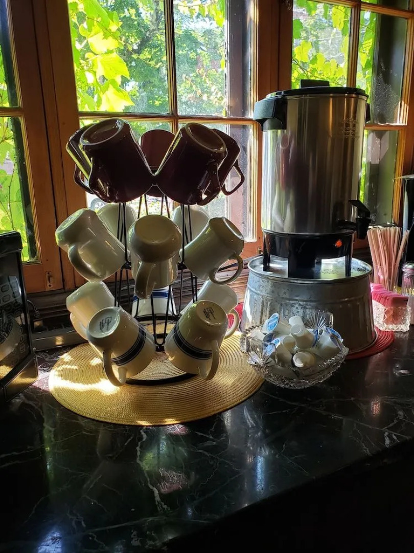 Ivy Manor Inn Village Center